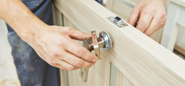 interior door repair Mendota